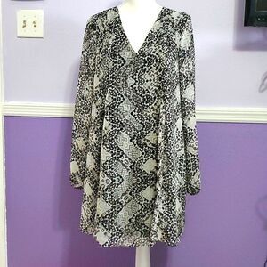 BCBGeneration Black Boho Long Sleeve Back Opening & Bow Shift Mini Dress S